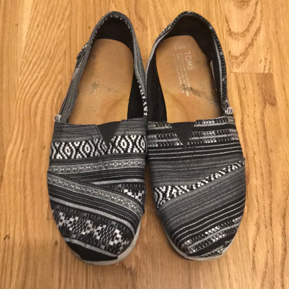 Toms tribal Mens 8.5